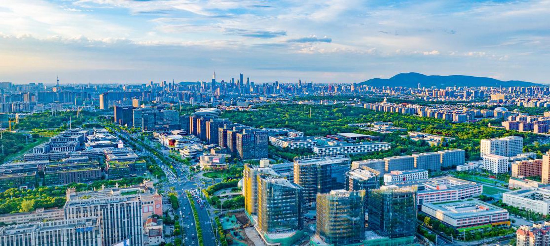企业信息化在现代商业中的应用与实践